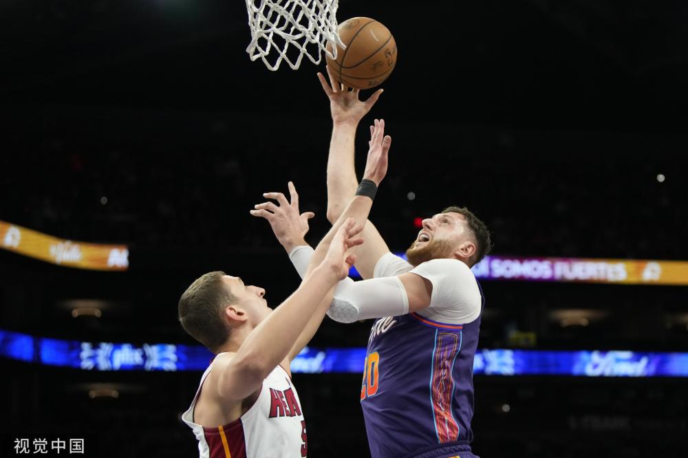 他们不仅在 他们不仅在