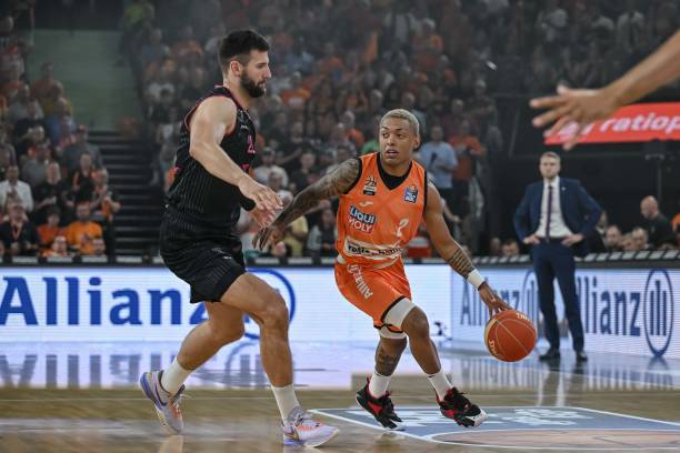 的讨论和改 的讨论和改